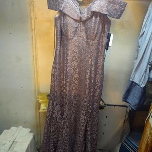 Beautiful mocha size 8 prom dress